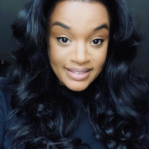 Meet your Posher, Christal